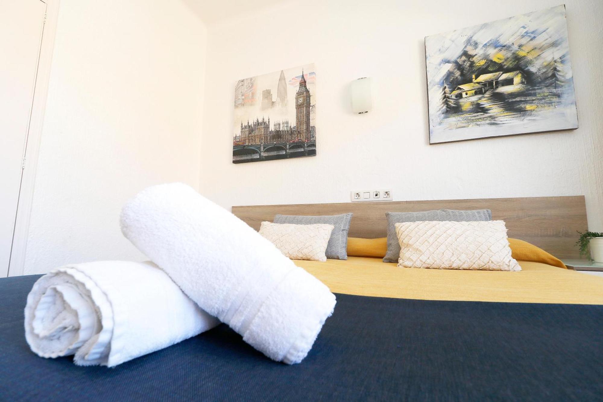 Hsr Gil (Adults Only) Hostel Palmanova Kültér fotó